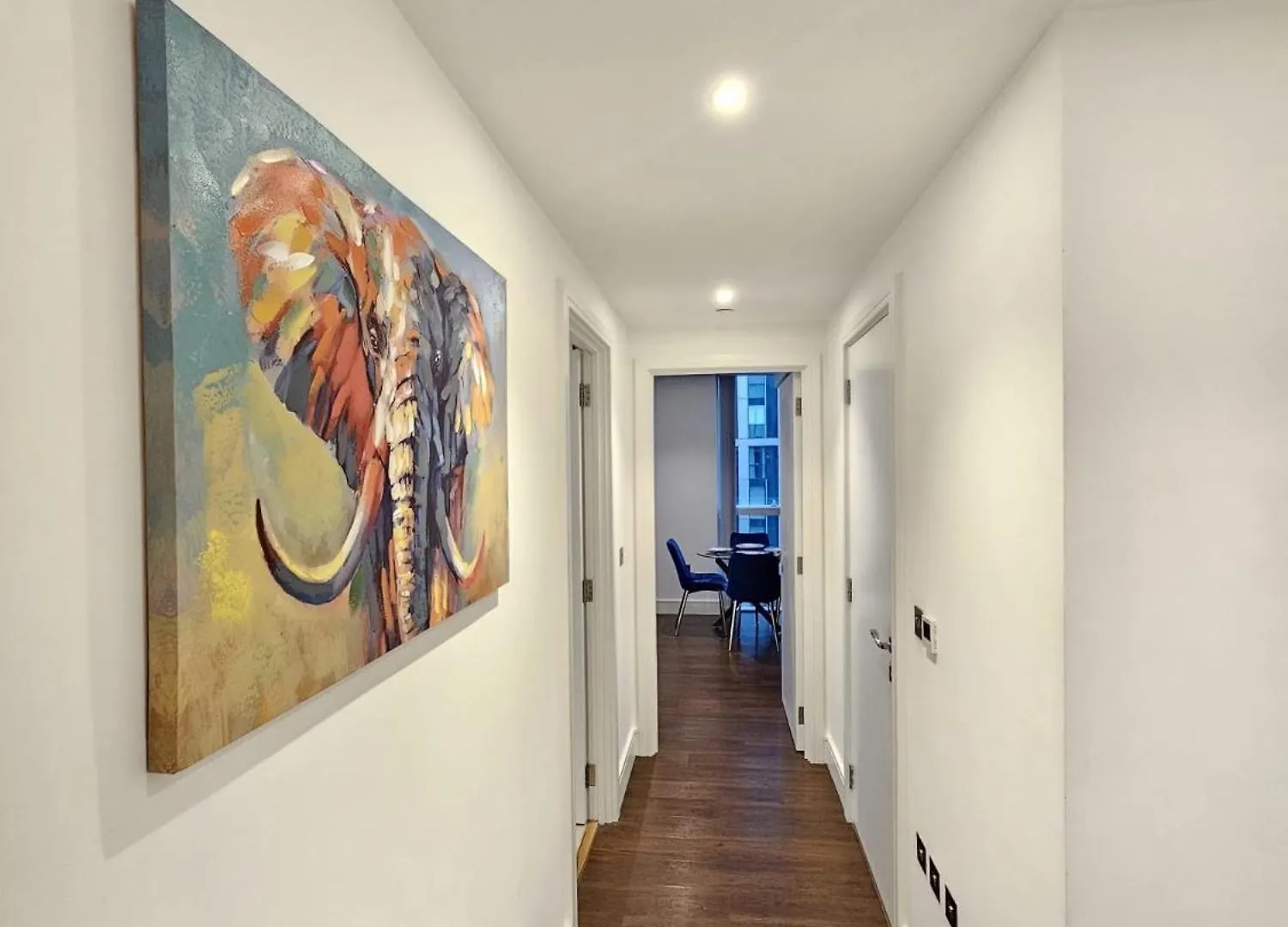 Cozy London Apartment Canary Wharf 0*,  Reino Unido