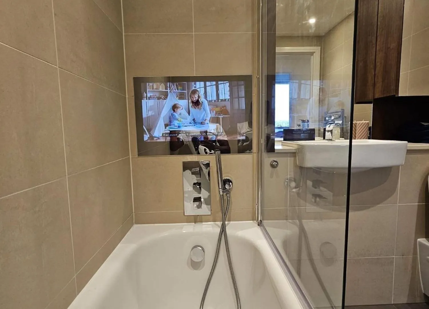 Cozy London Apartment Canary Wharf